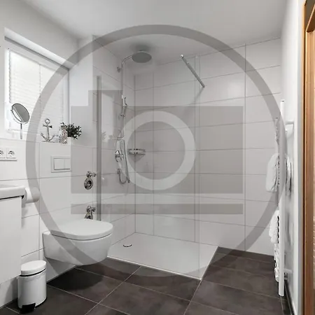 Stunning In With Sauna オルペニッツ